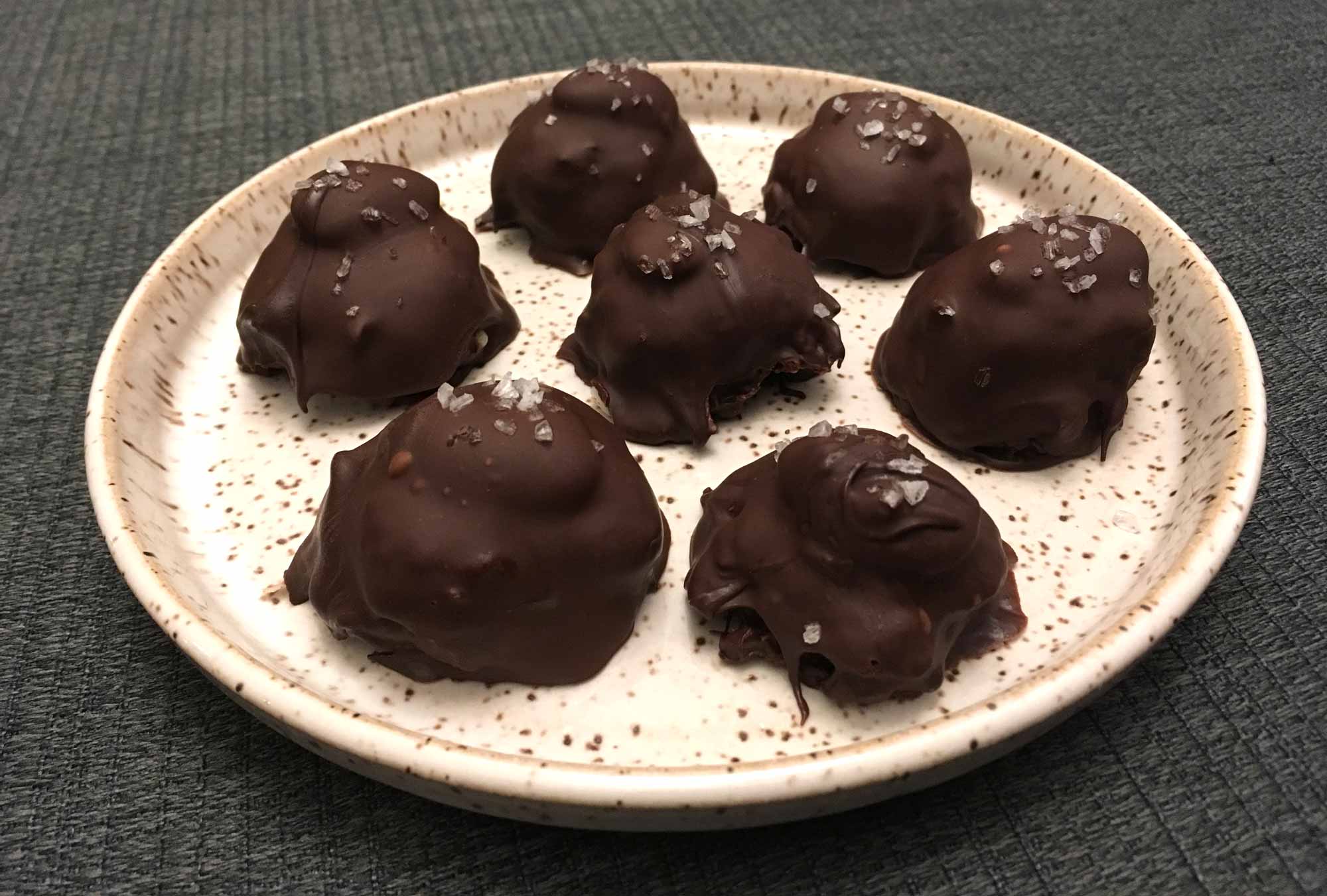 Dark Chocolate Almond Joys This Is Robyn